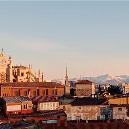 The View - Reformado Con Vistas A La Catedral - Leonapartamentos