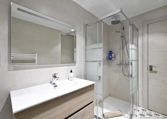 The View - Reformado Con Vistas A La Catedral - Leonapartamentos *